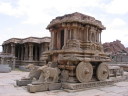 Chariot dans l'enceinte du temple de Vittala, Hampi